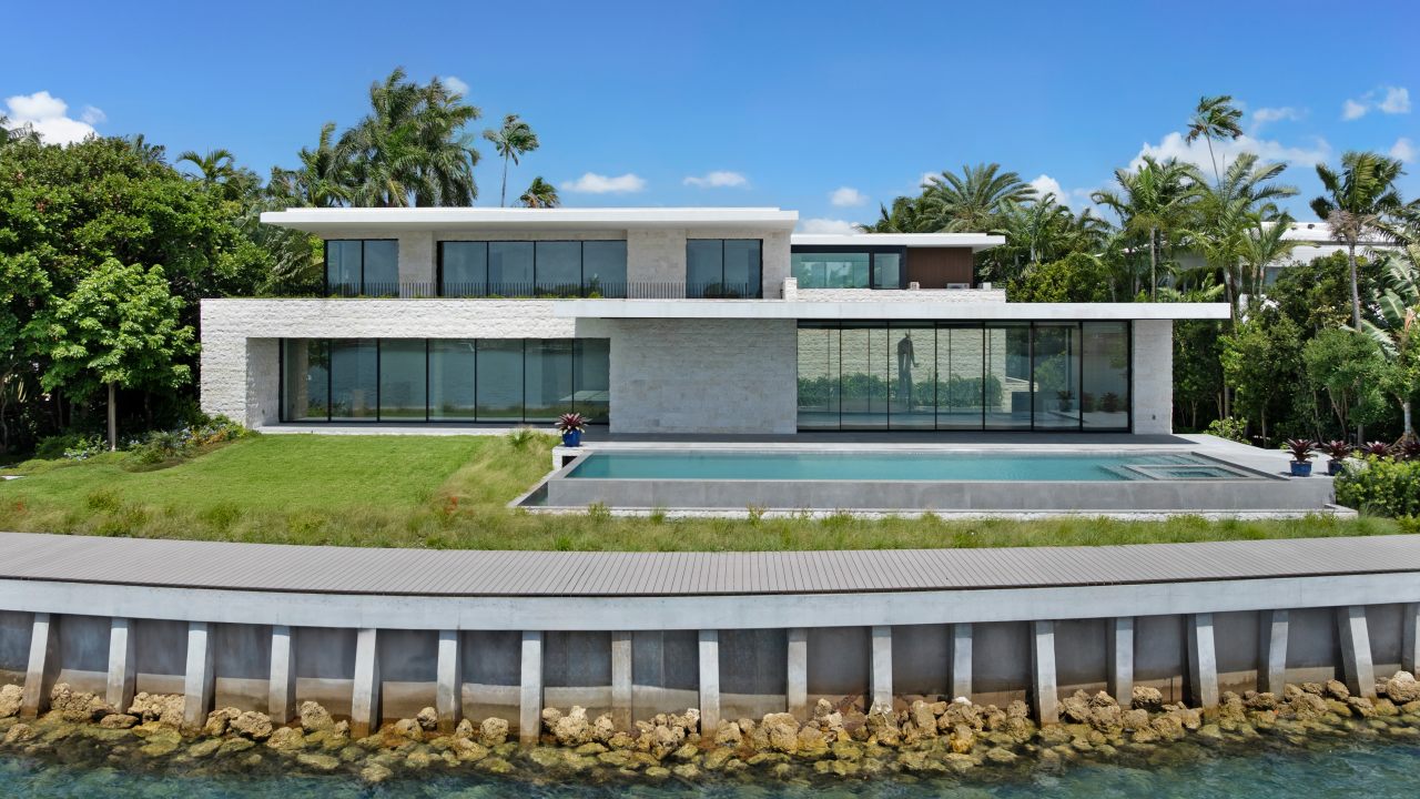 Palantir CEO Secures $46M Miami Beach Mansion: Tech's Trophy Property Trend Continues
