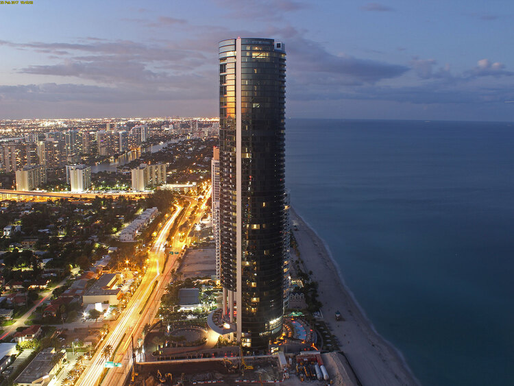 Porsche Design Tower