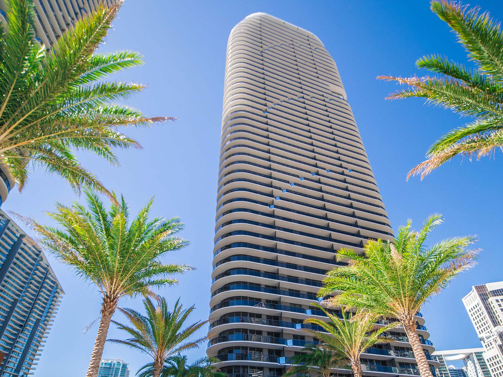 SLS LUX Brickell